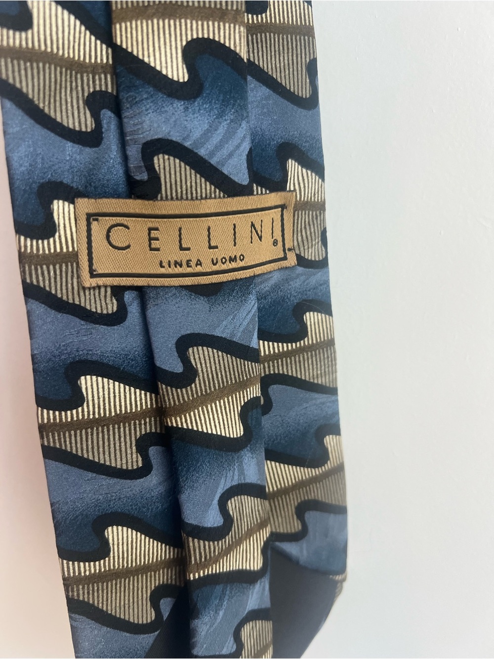 Cellini Blue and Tan Wave Pattern Men’s Tie